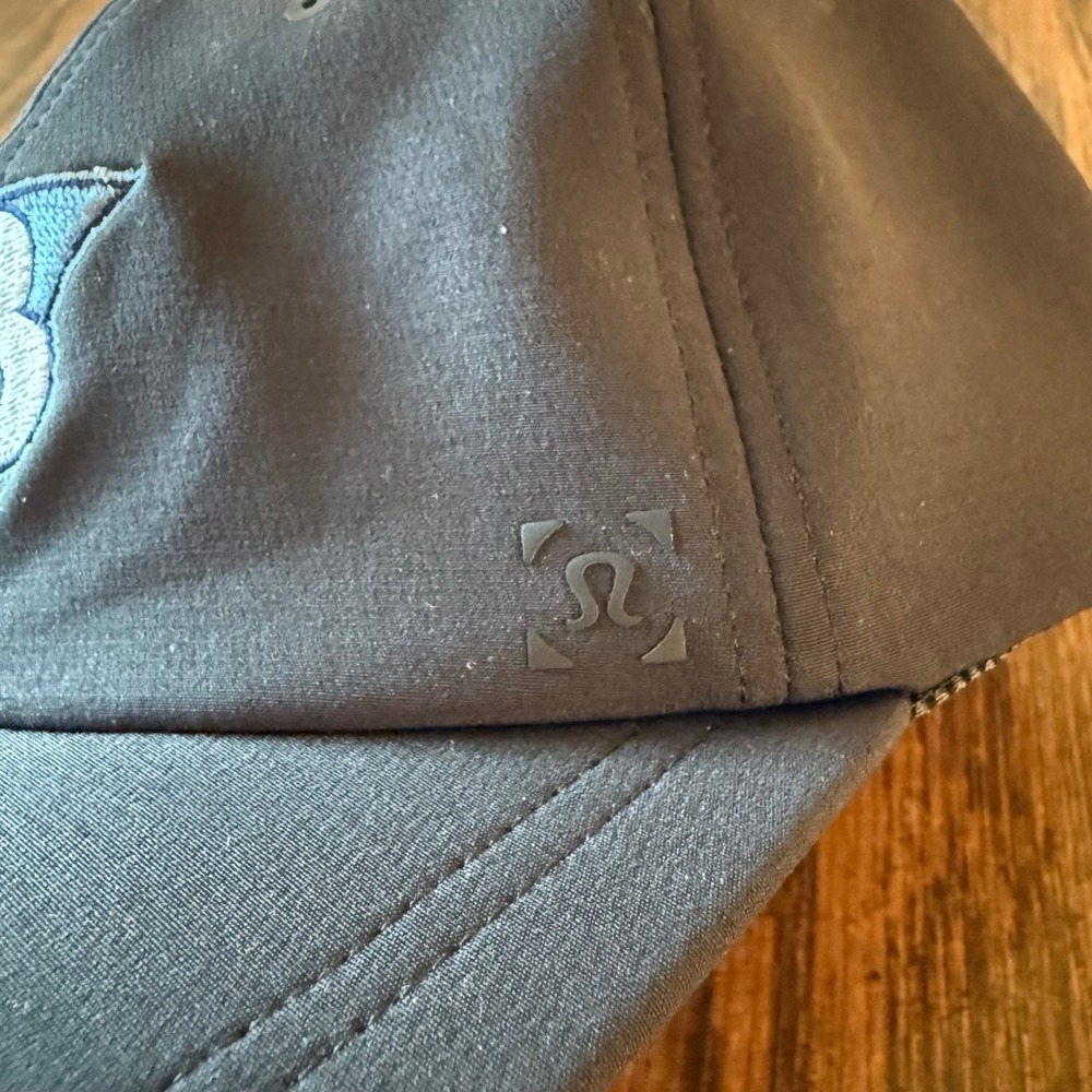 Lululemon B-Spoke Ball Cap Black Hat Adjustable Strap Athletic Running OS - Picture 2 of 5